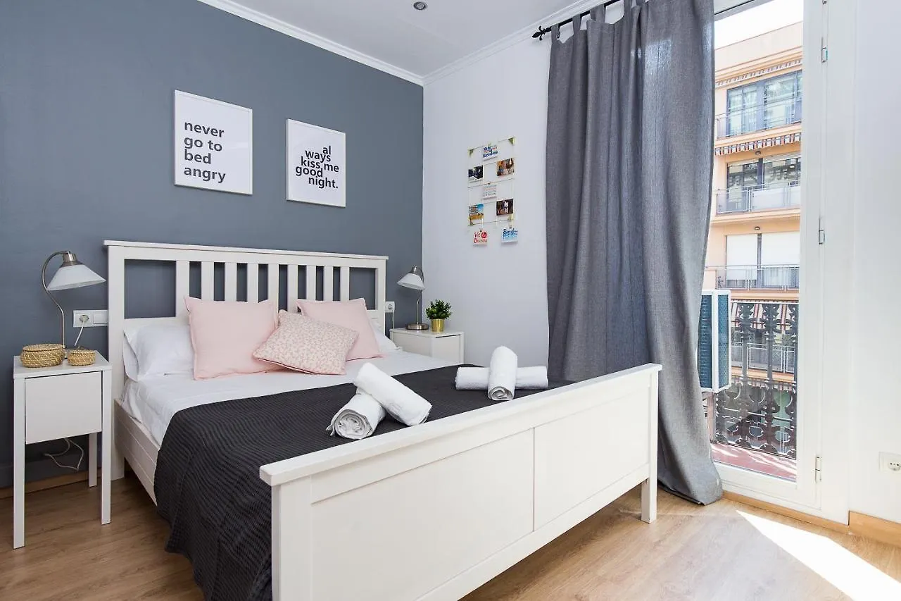 Lovely And Convenient Sagrada Familia Apartment Barcelona