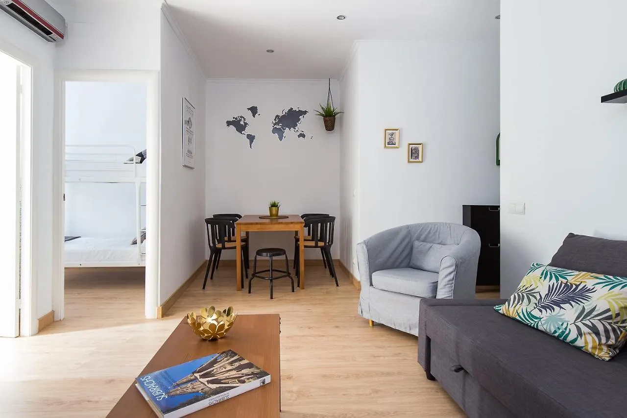 Lovely And Convenient Sagrada Familia Apartment Barcelona